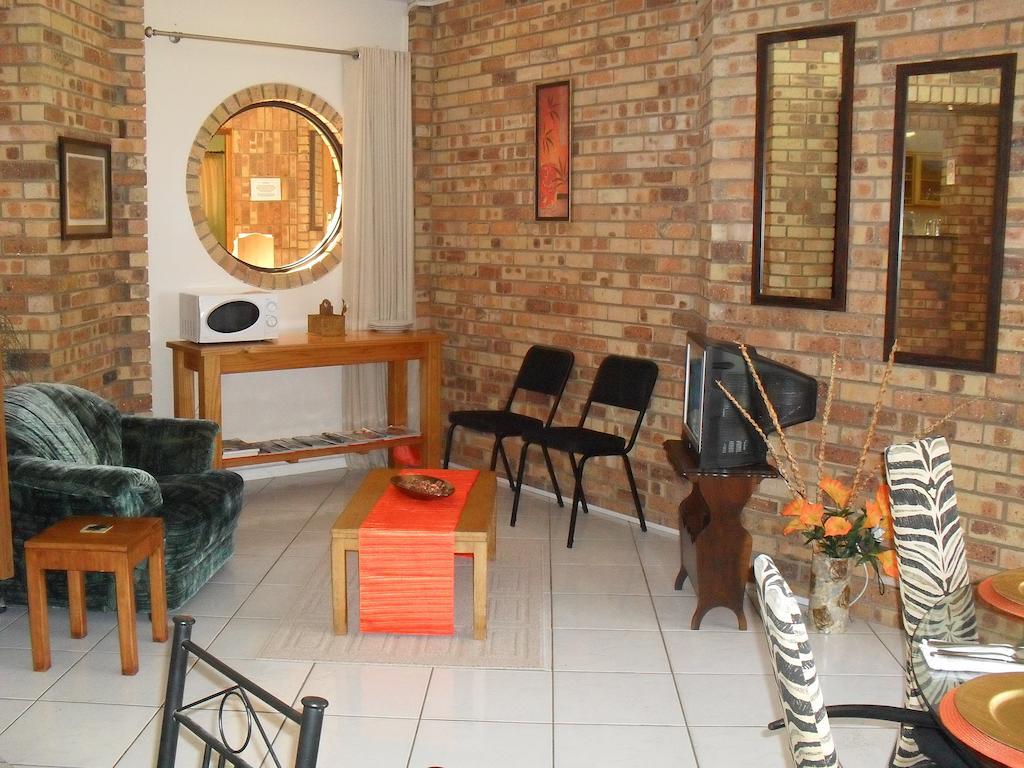 8 Royal Palm B&B Umhlanga Rocks Eksteriør bilde