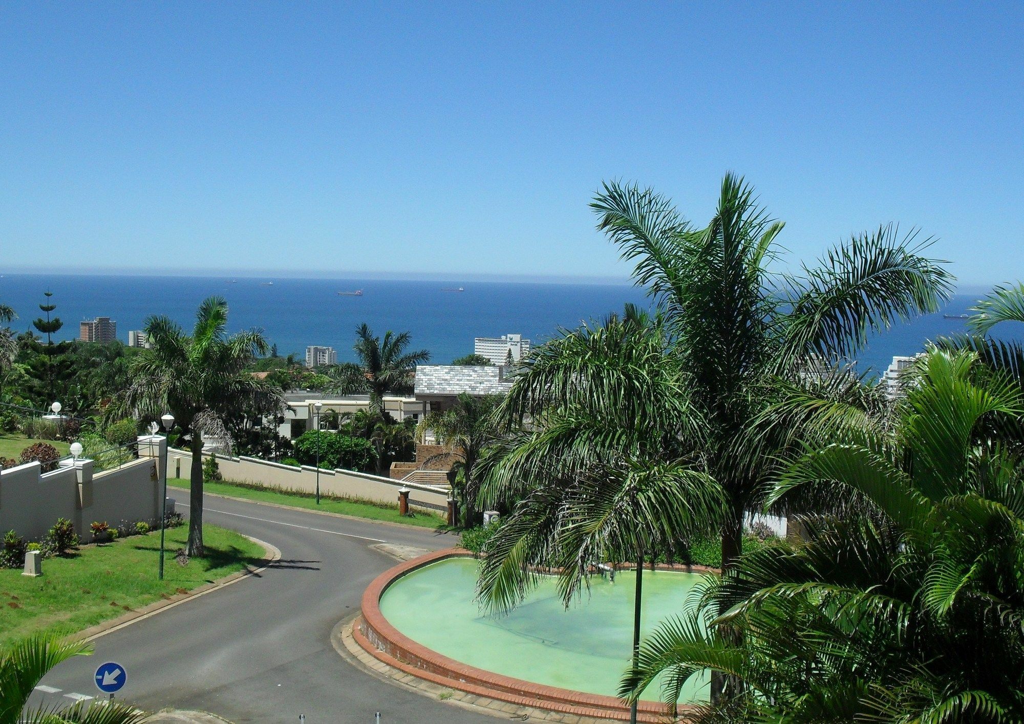 8 Royal Palm B&B Umhlanga Rocks Eksteriør bilde